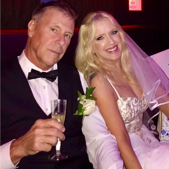 Meet Your Posher 🌈🌸😉🎀✨ - Picture 3 of 15